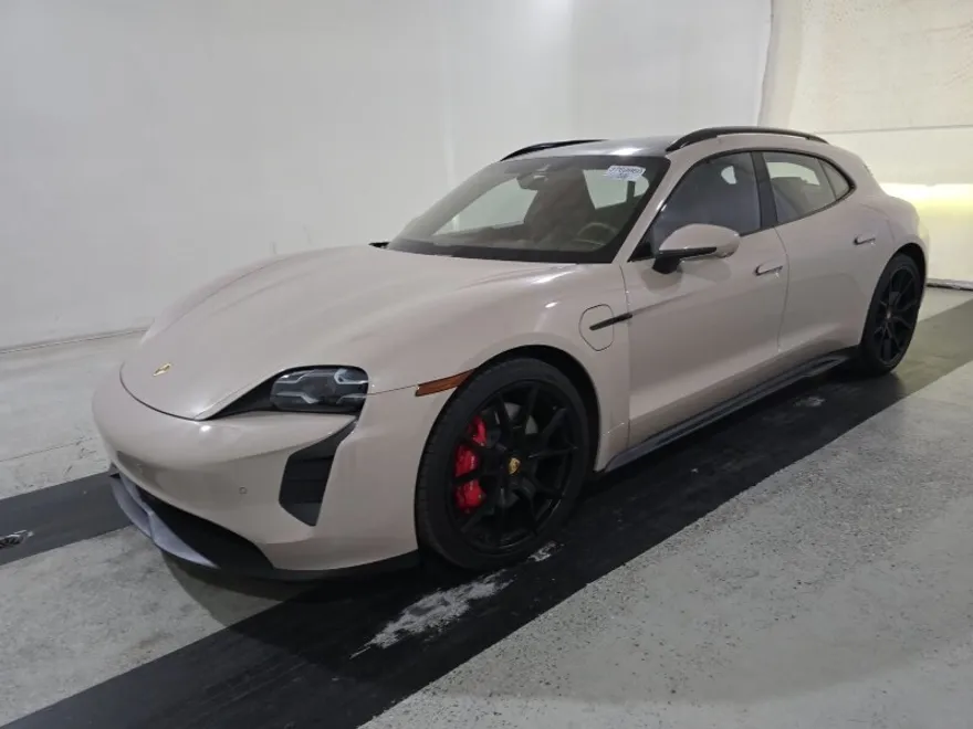 2024 Porsche Taycan GTS Sport Turismo photo 1