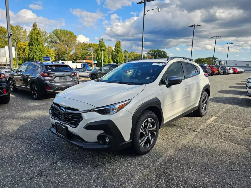 2024 Subaru Crosstrek Premium photo 1