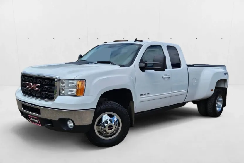 2011 Gmc Sierra 3500 HD SLT photo 1