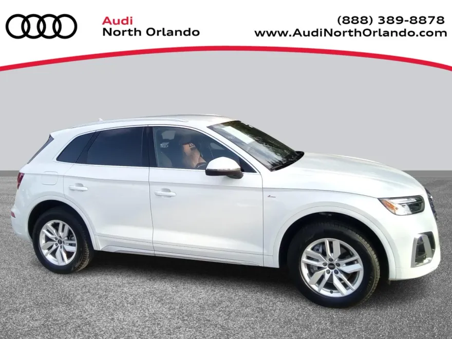 2024 Audi Q5 S line Premium photo 1