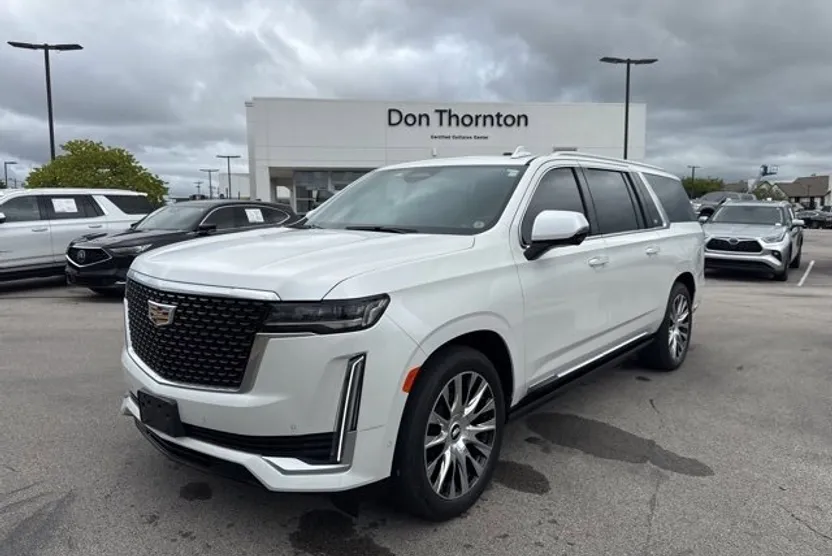 2021 Cadillac Escalade ESV Premium Luxury photo 1