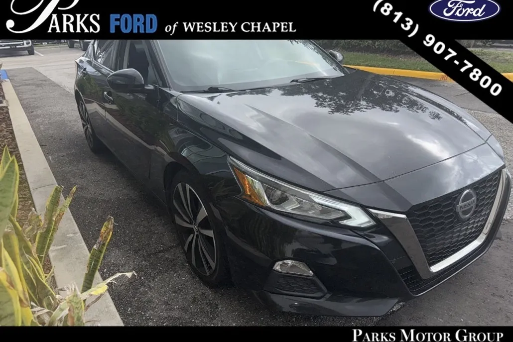 2020 Nissan Altima 2.5 SR photo 1