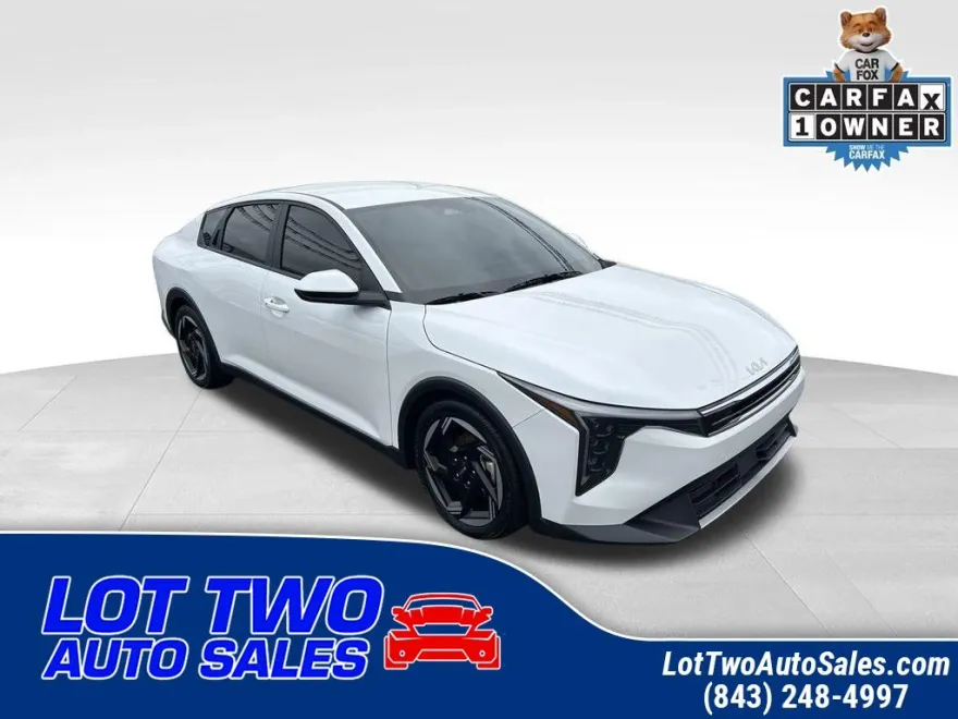 2025 Kia K4 EX photo 1