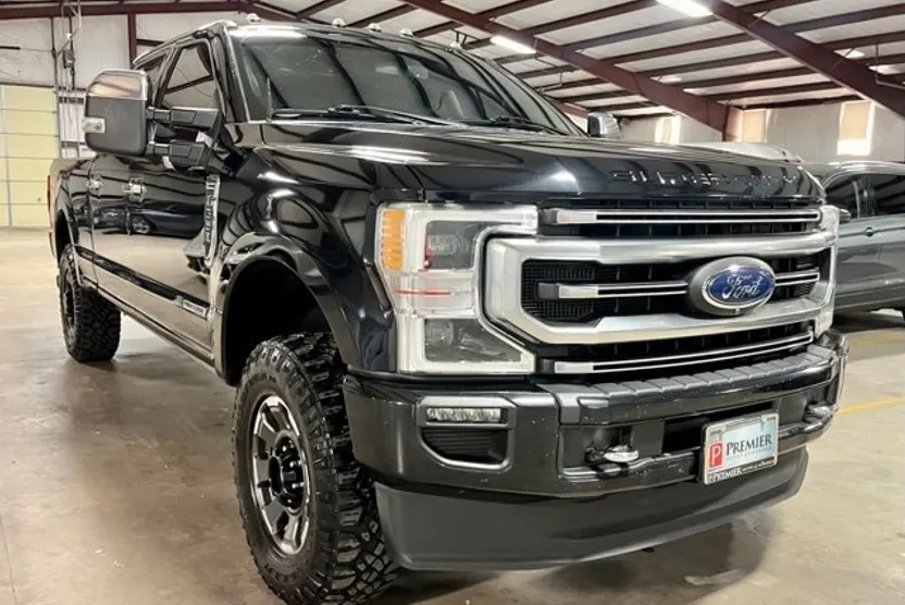 2022 Ford F-350 Platinum photo 1
