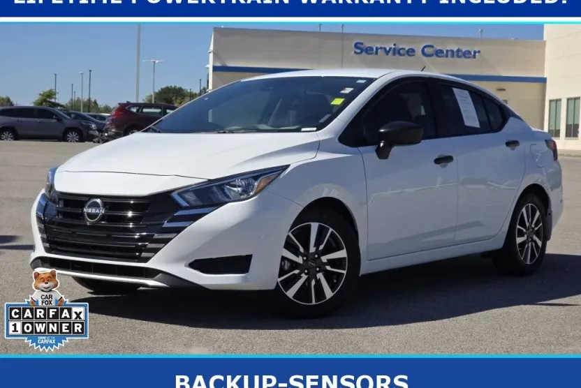 2024 Nissan Versa S photo 1