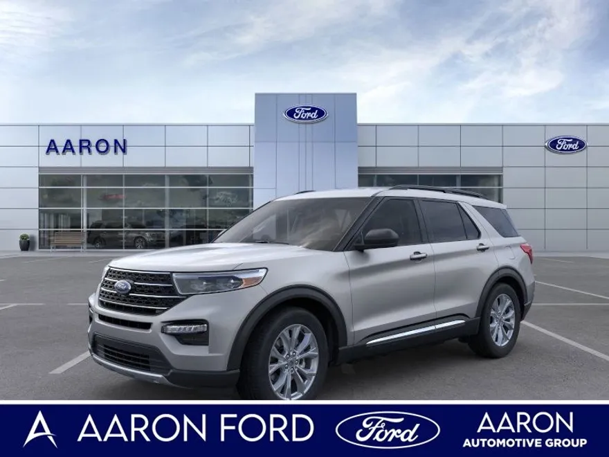 2024 Ford Explorer XLT photo 1