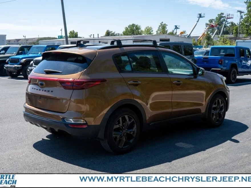 2021 Kia Sportage S photo 1