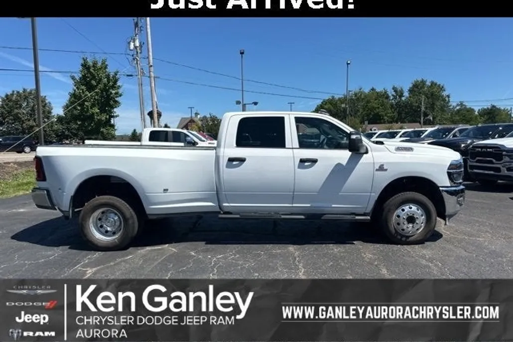 2025 Ram 3500 Tradesman photo 1