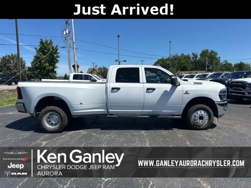2025 Ram 3500 Tradesman photo 1