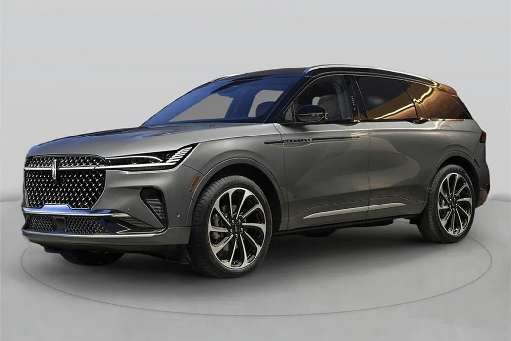 2025 Lincoln Nautilus Premiere photo 1