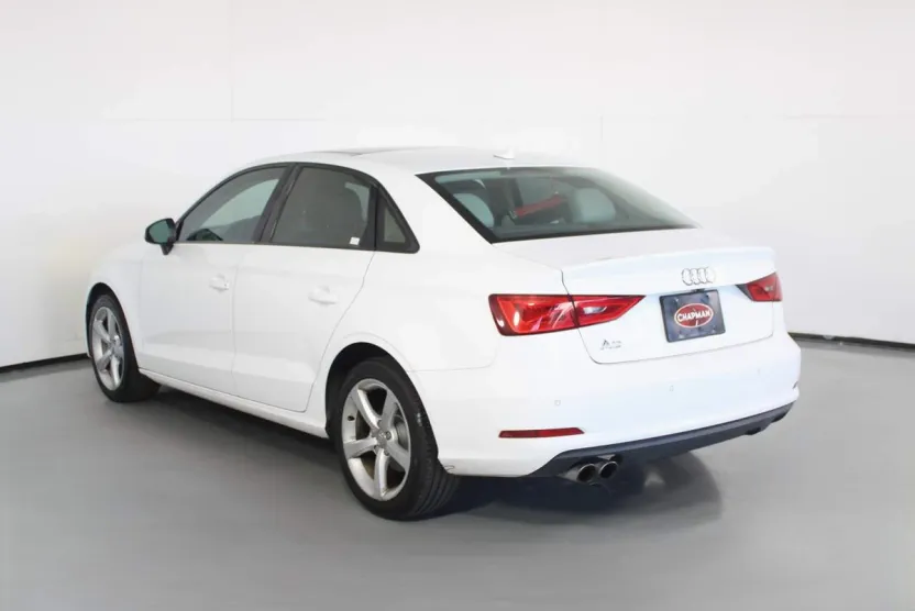 2016 Audi A3 1.8T Premium photo 1