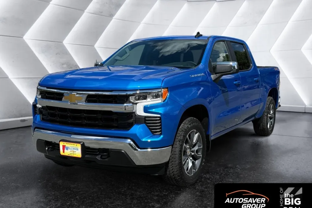 2025 Chevrolet Silverado 1500 LT photo 1