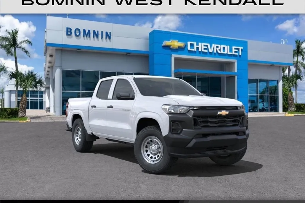 2025 Chevrolet Colorado LT photo 1