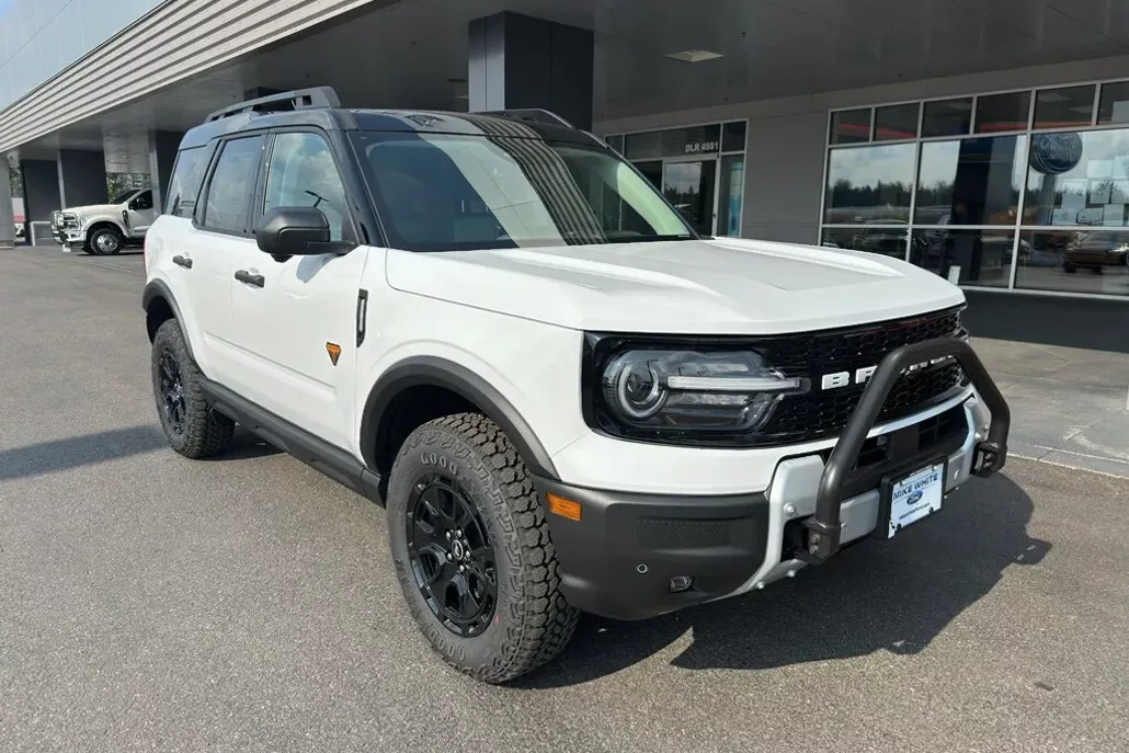 2025 Ford Bronco Sport Badlands photo 1