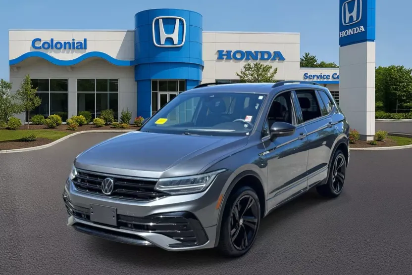 2023 Volkswagen Tiguan SE R-Line Black photo 1