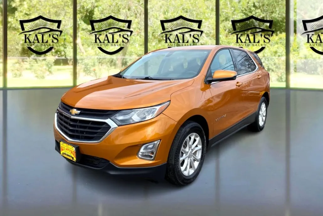 2018 Chevrolet Equinox LT photo 1