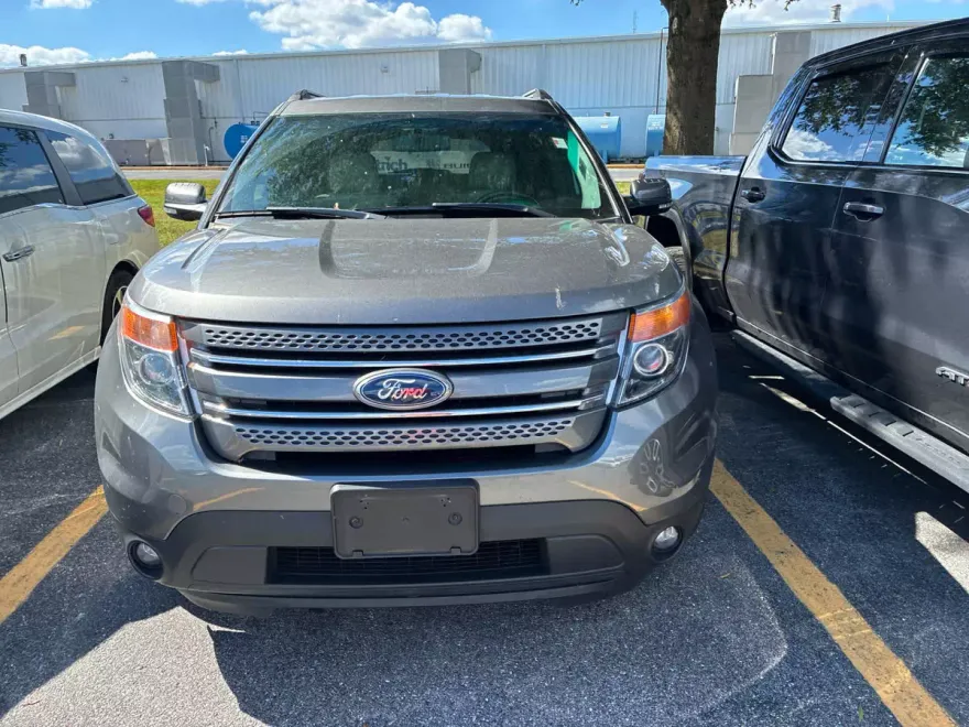 2014 Ford Explorer Limited photo 1
