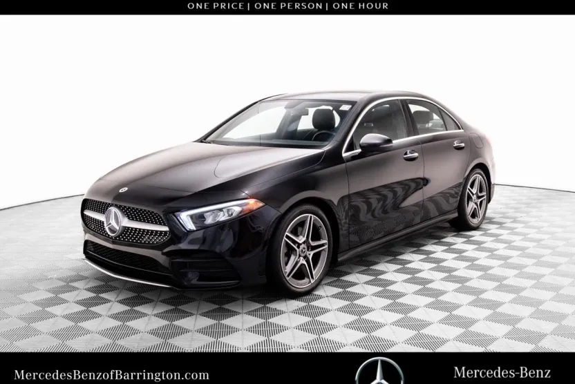2022 Mercedes Benz A 220 4MATIC photo 1