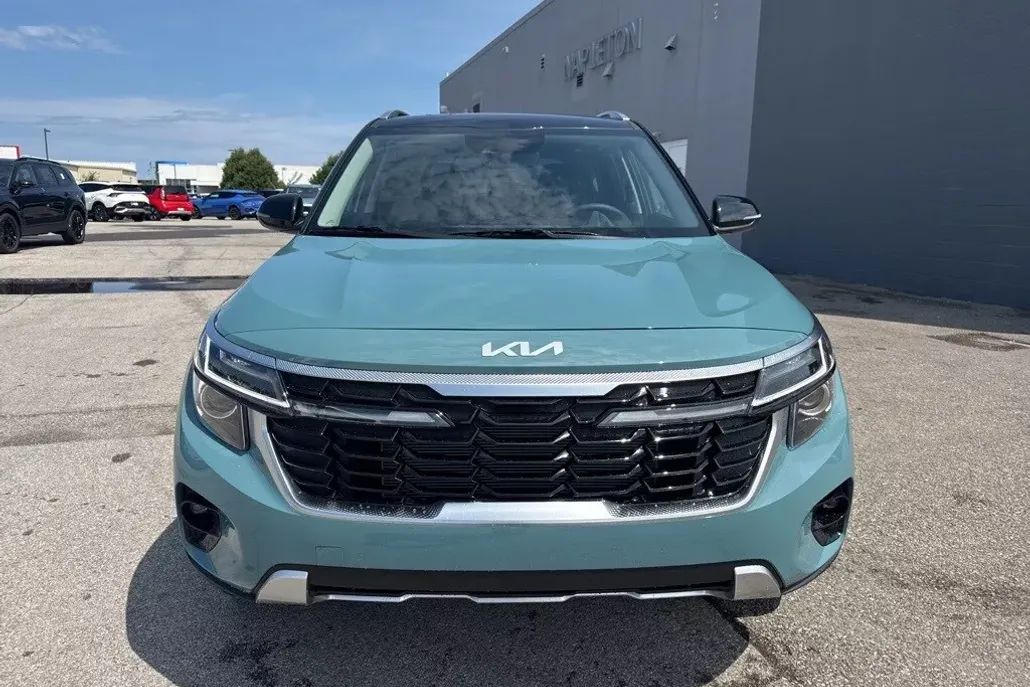 2026 Kia Seltos S photo 1