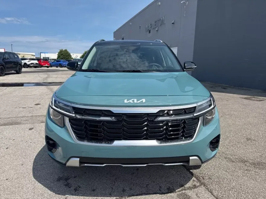 2026 Kia Seltos S photo 1