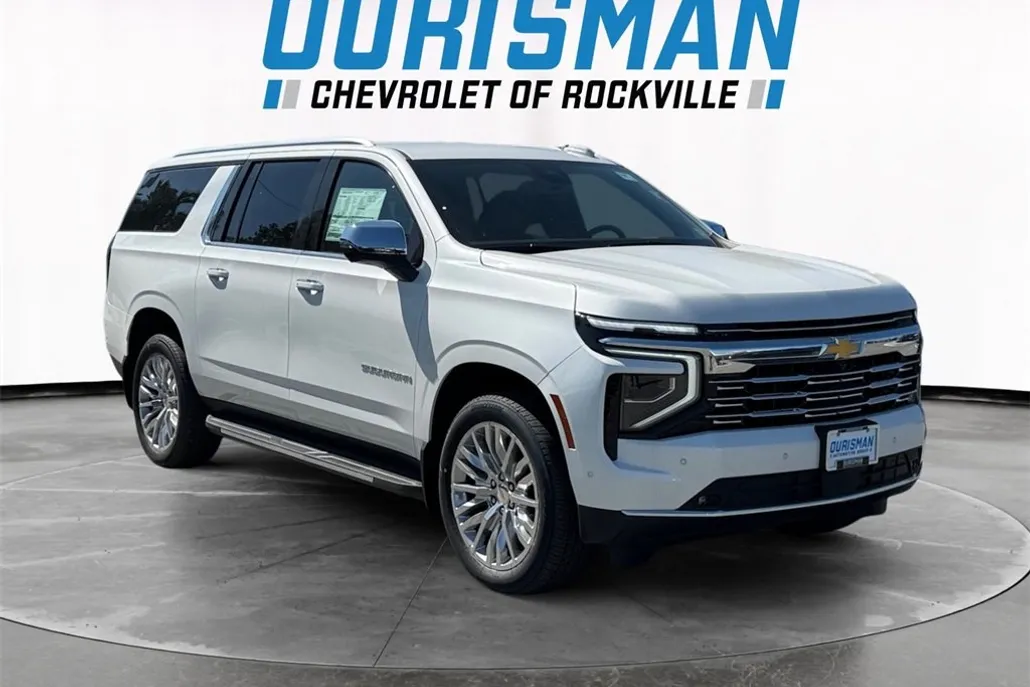 2025 Chevrolet Suburban Premier photo 1