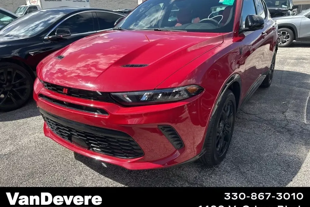 2024 Dodge Hornet R/T Plus photo 1