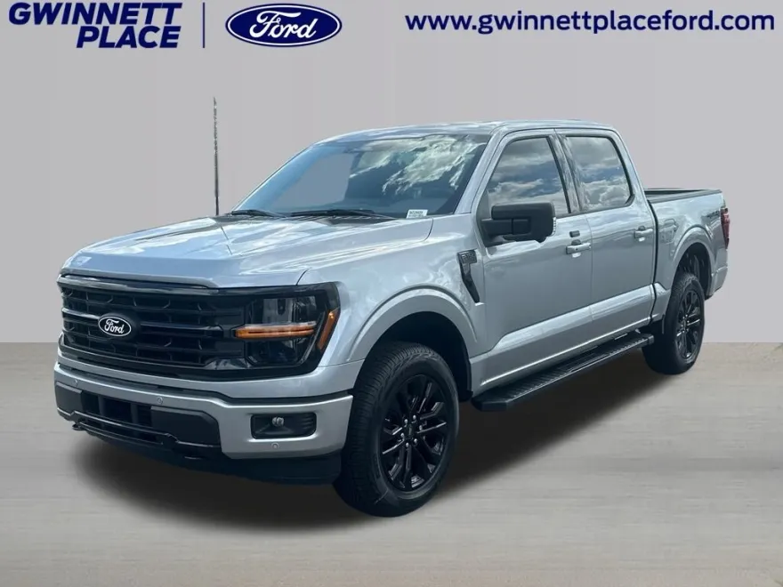 2025 Ford F-150 XLT photo 1