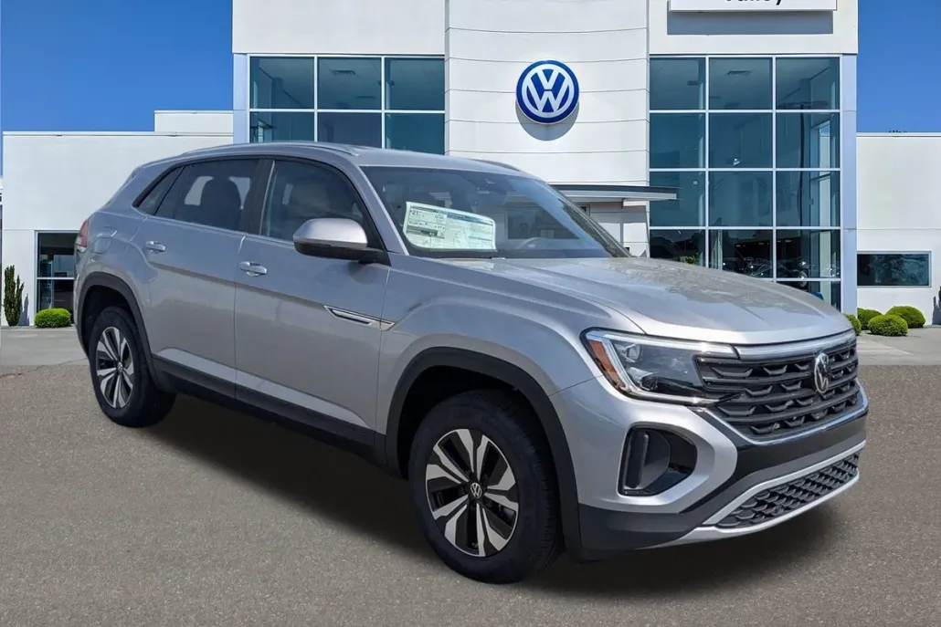 2025 Volkswagen Atlas Cross Sport SE photo 1