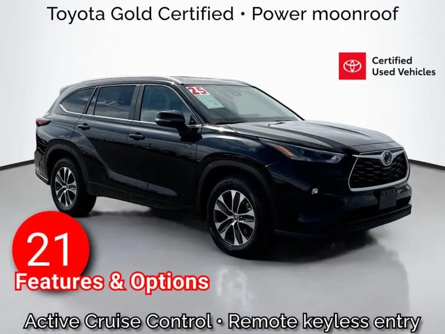 2025 Toyota Highlander XLE photo 1