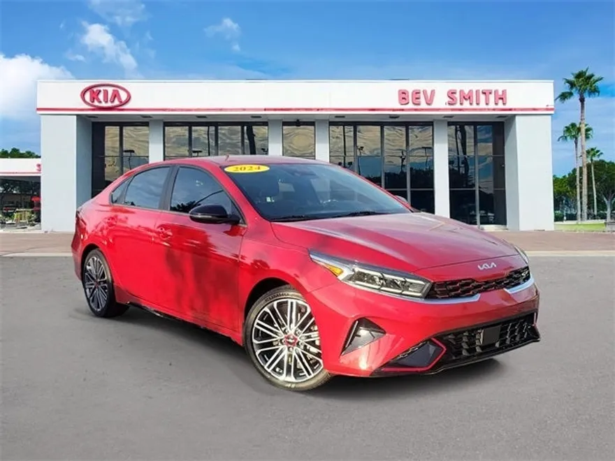 2024 Kia Forte GT photo 1