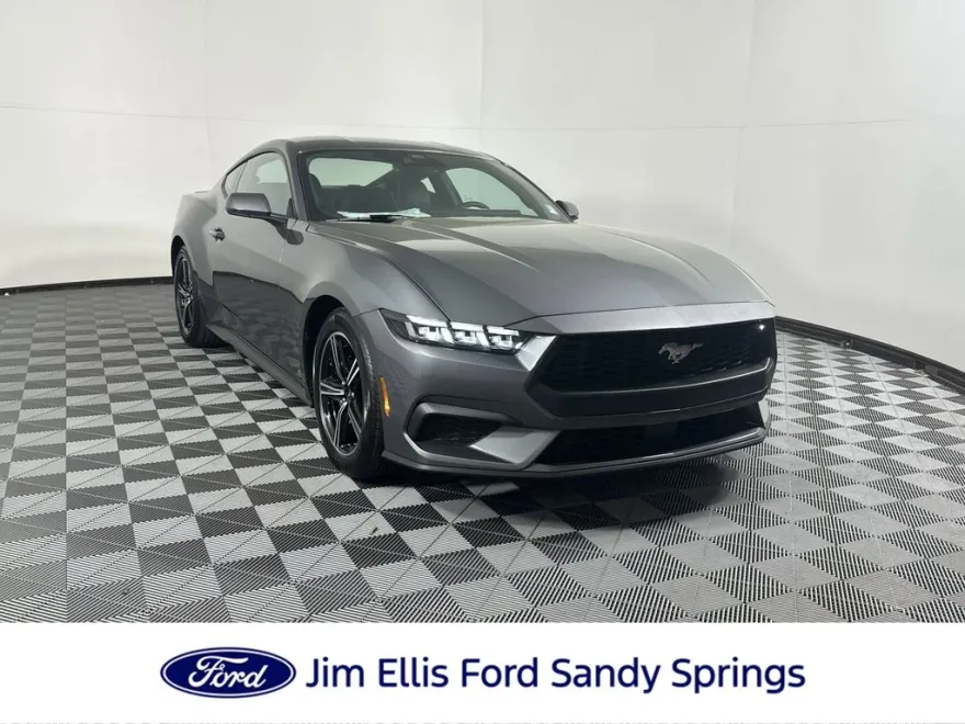 2025 Ford Mustang EcoBoost photo 1