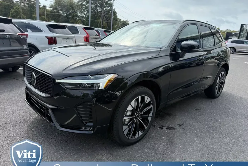 2026 Volvo XC60 B5 Plus photo 1