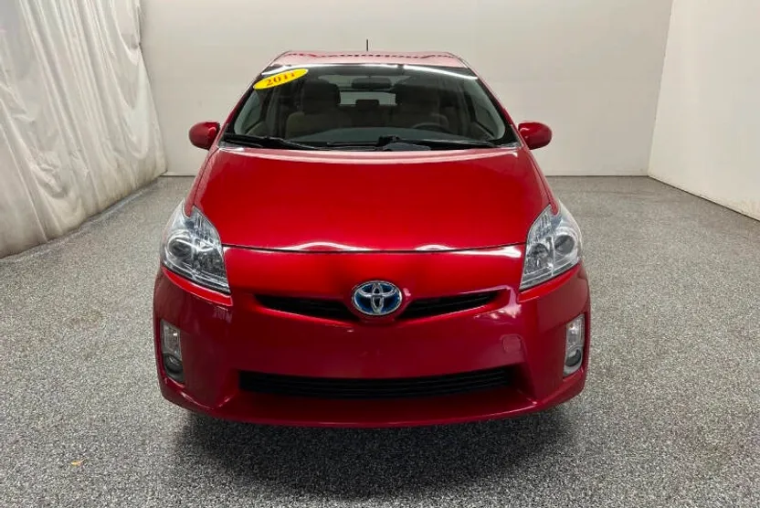 2011 Toyota Prius Two photo 1