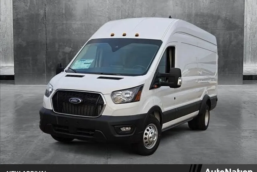2025 Ford Transit photo 1