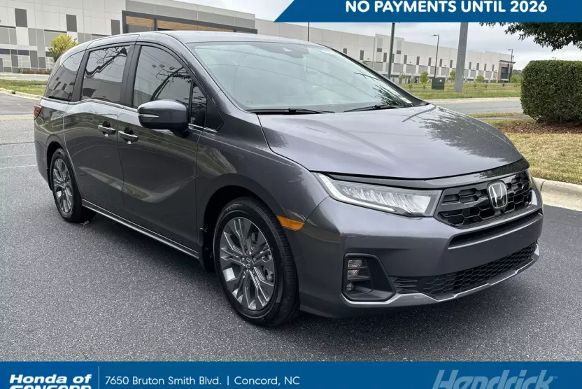 2026 Honda Odyssey Touring photo 1