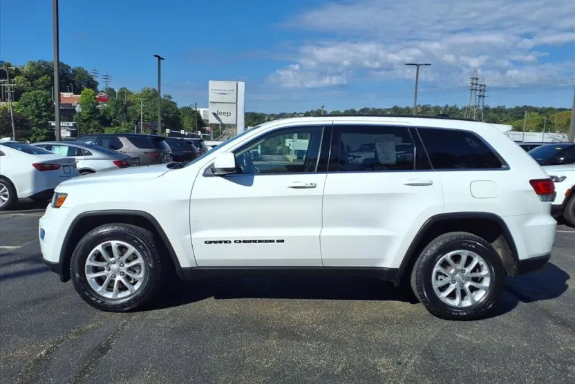 2022 Jeep Cherokee Laredo X SE Altitude photo 1