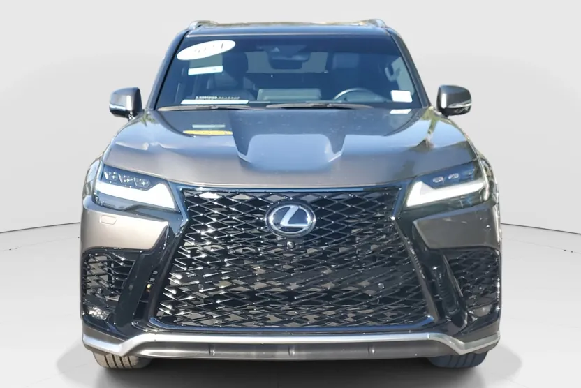 2024 Lexus LX 600 F SPORT photo 1