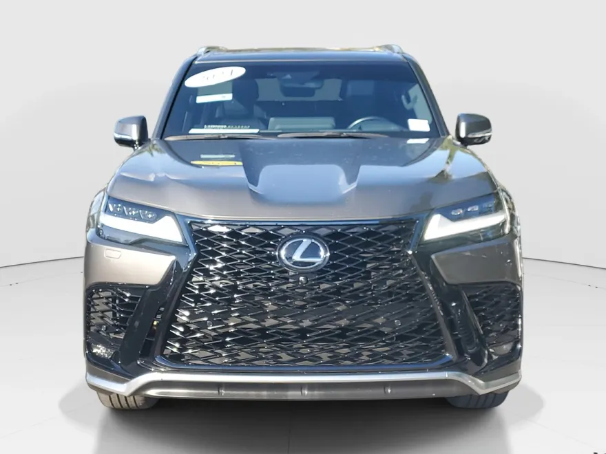 2024 Lexus LX 600 F SPORT photo 1