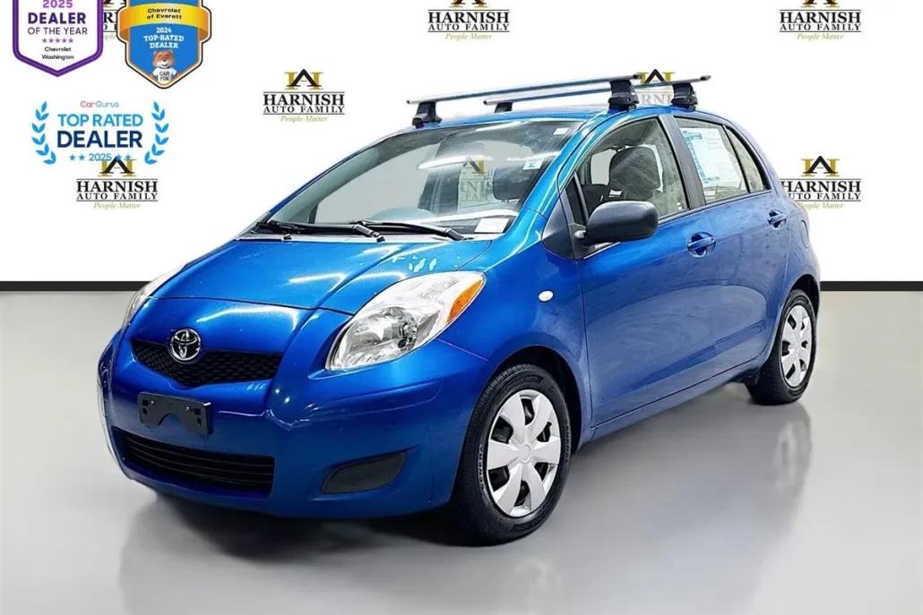 2009 Toyota Yaris S photo 1