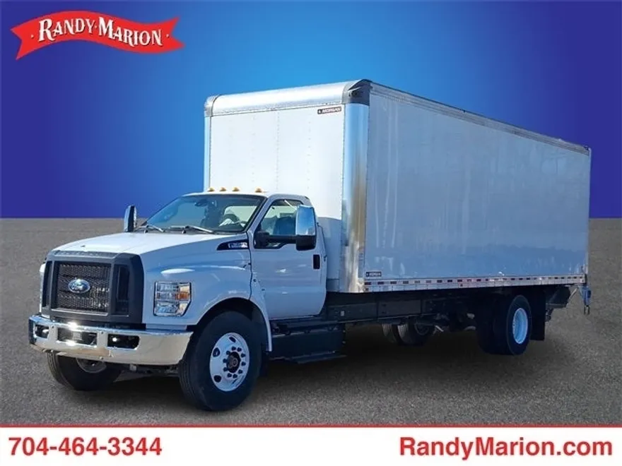 2023 Ford F-650 photo 1