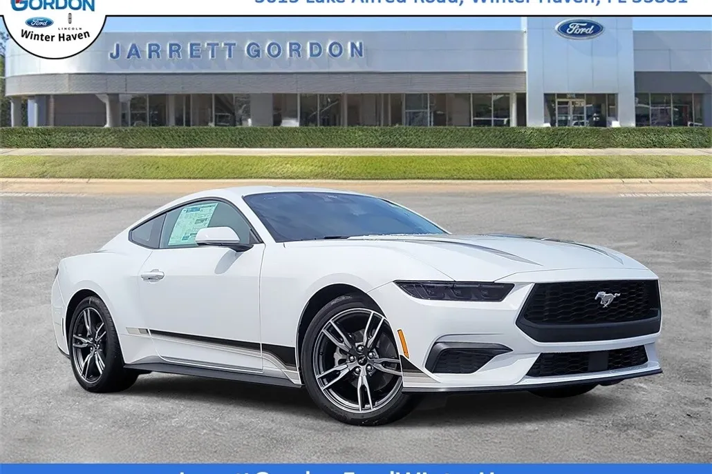 2025 Ford Mustang EcoBoost photo 1