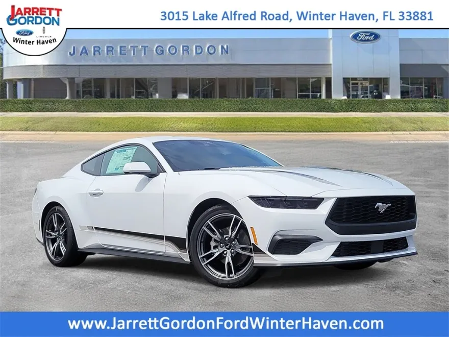 2025 Ford Mustang EcoBoost photo 1