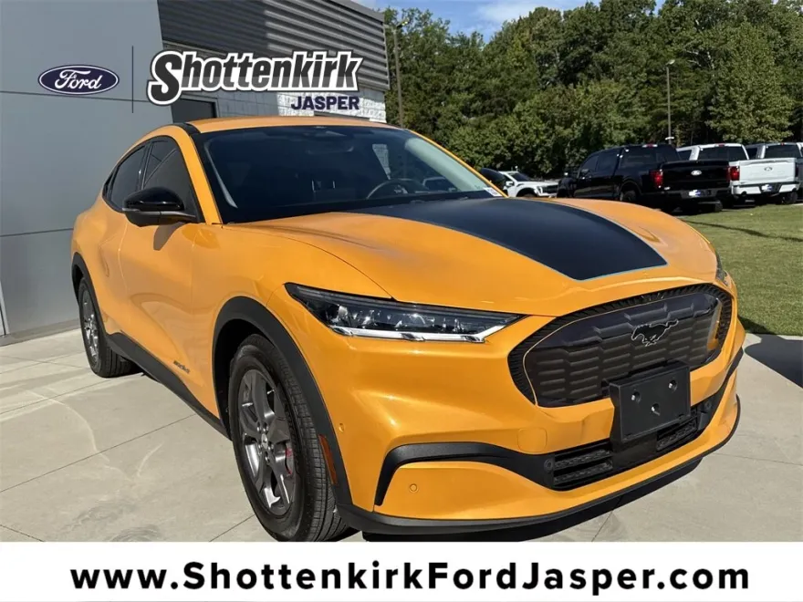 2023 Ford Mustang Mach-E Select photo 1