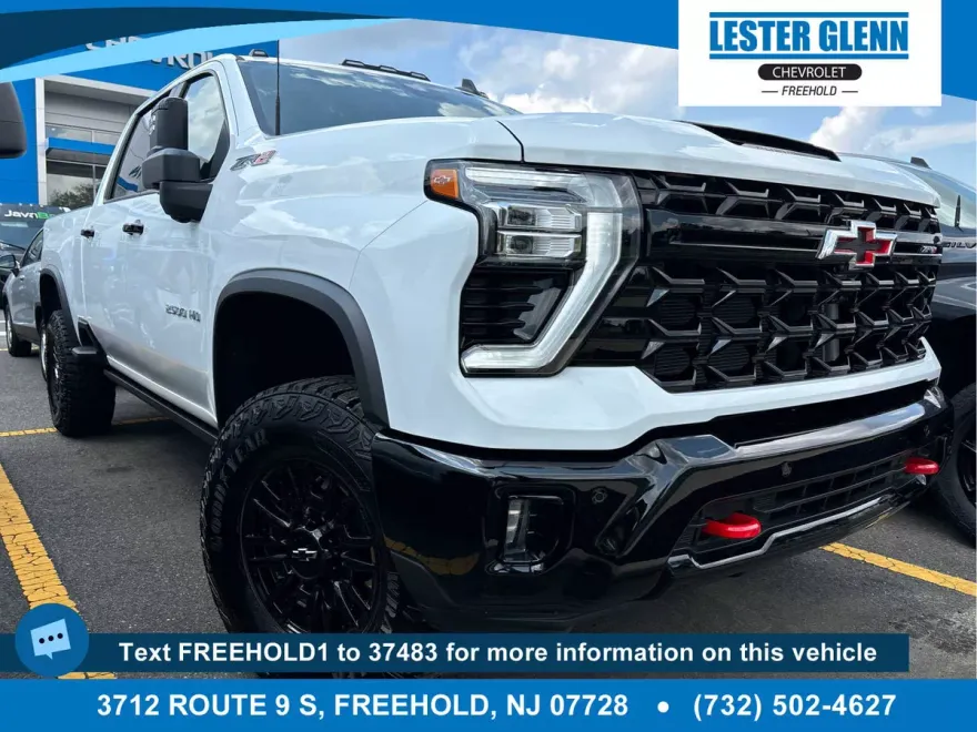 2025 Chevrolet Silverado 2500HD ZR2 photo 1