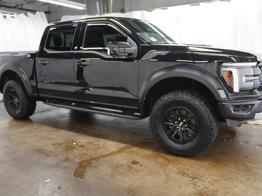 2024 Ford F-150 Raptor photo 1