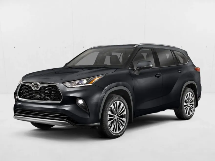 2023 Toyota Highlander LE photo 1