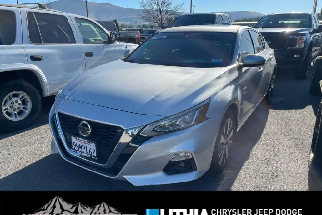 2019 Nissan Altima 2.5 SV photo 1