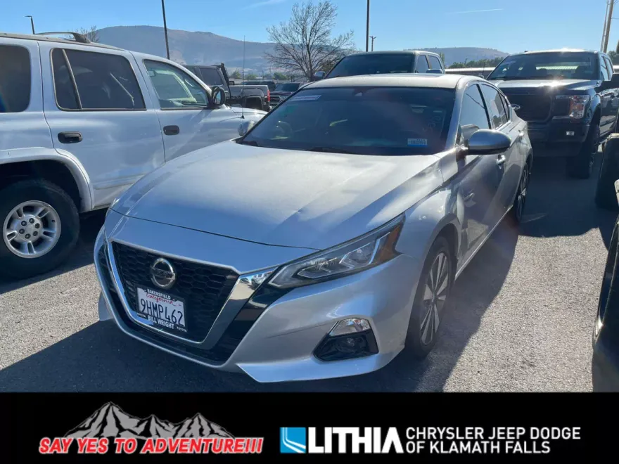 2019 Nissan Altima 2.5 SV photo 1