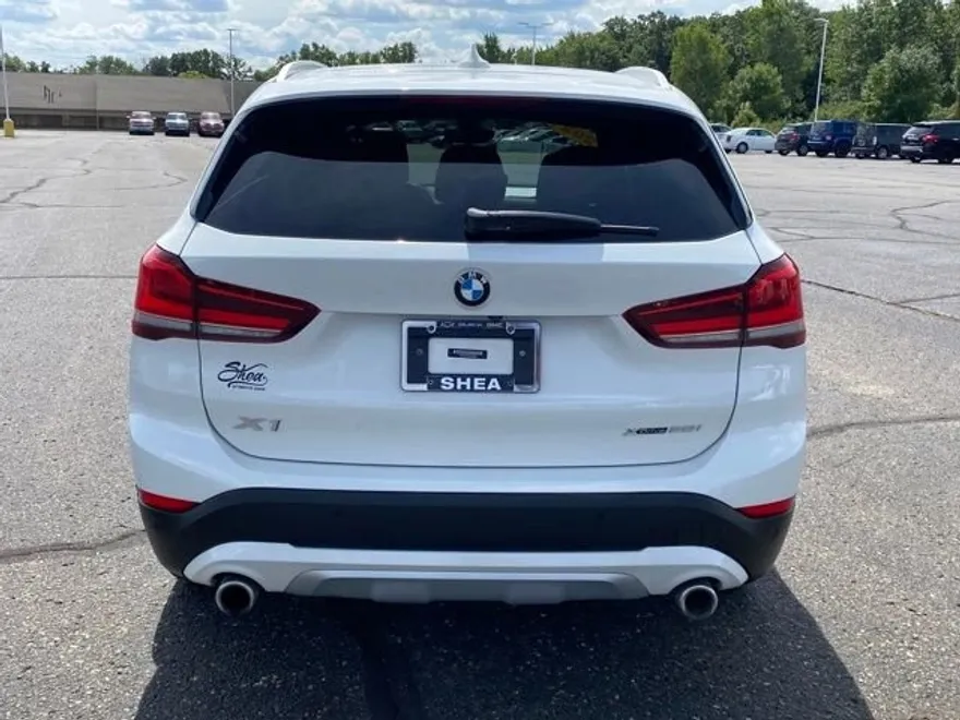 2021 Bmw X1 XDrive28i photo 1