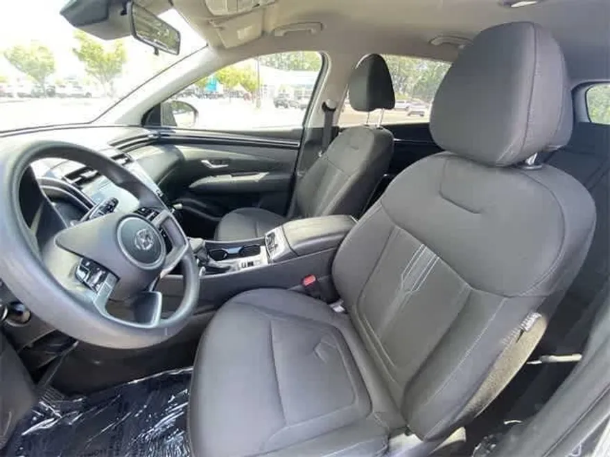 2024 Hyundai Tucson SEL photo 1